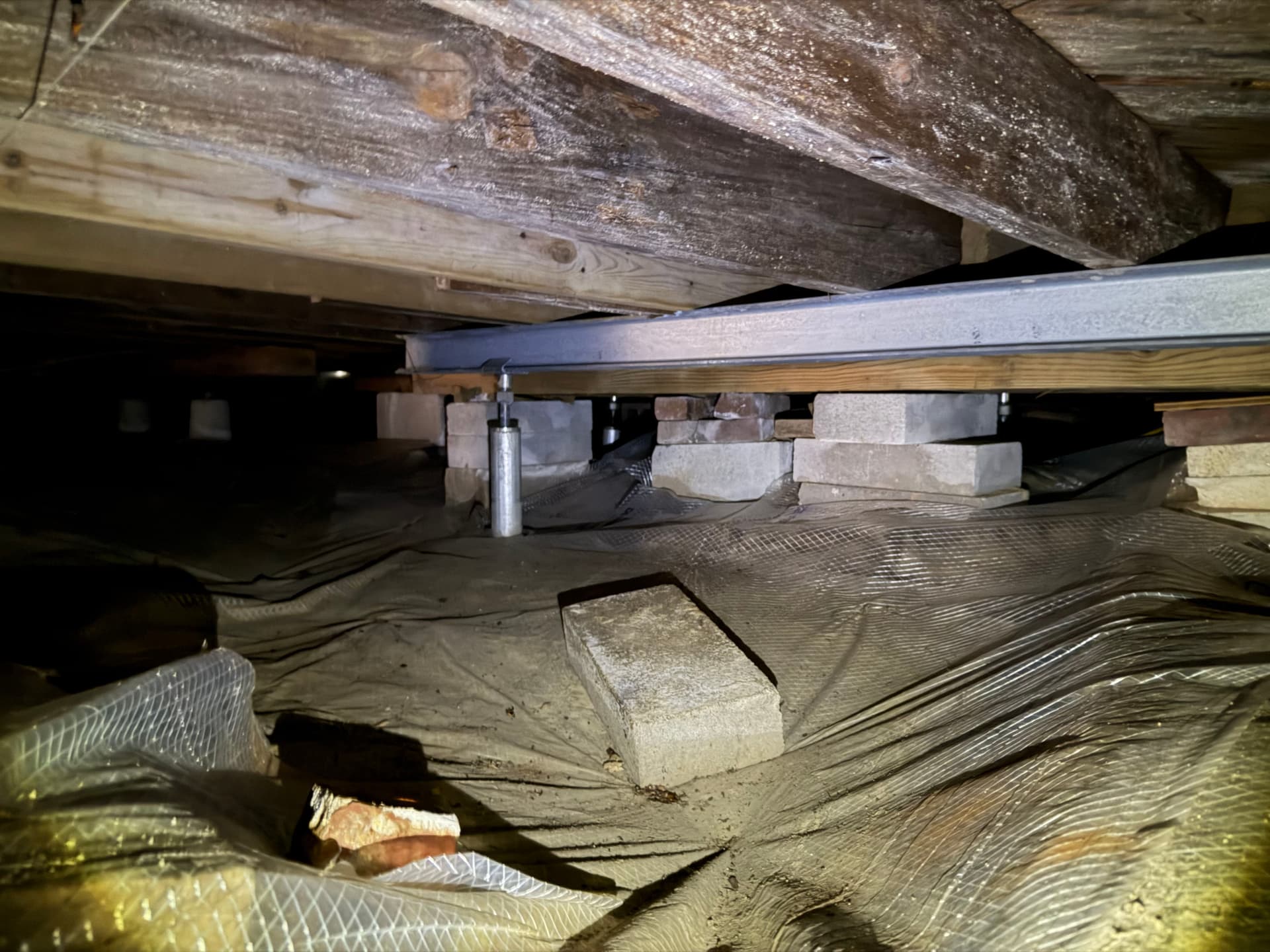 Gallery photos for A Pensacola Crawlspace Encapsulation Done Wrong - Here's the Damage: Image #1