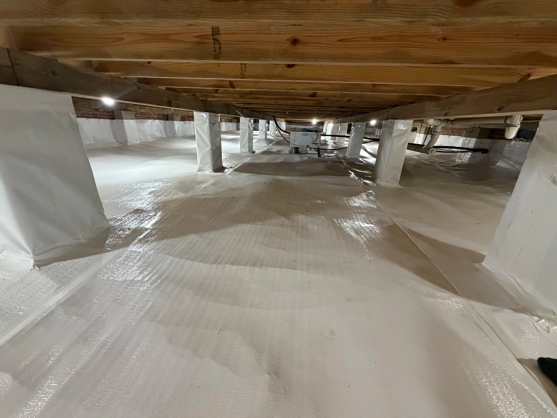 Gallery photos for Crawl Space Encapsulation Done Right in Cantonment FL: Image #2