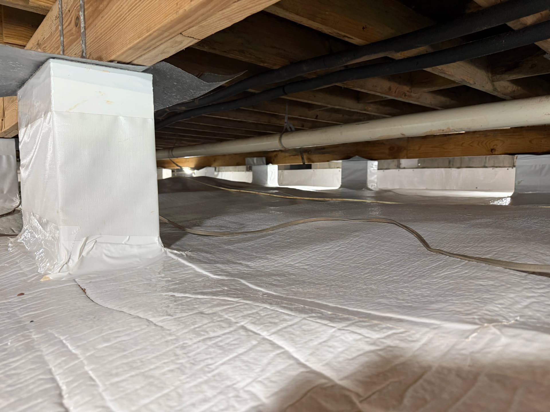 Gallery photos for Crawl Space Encapsulation Done Right in Long Beach Mississippi: Image #6