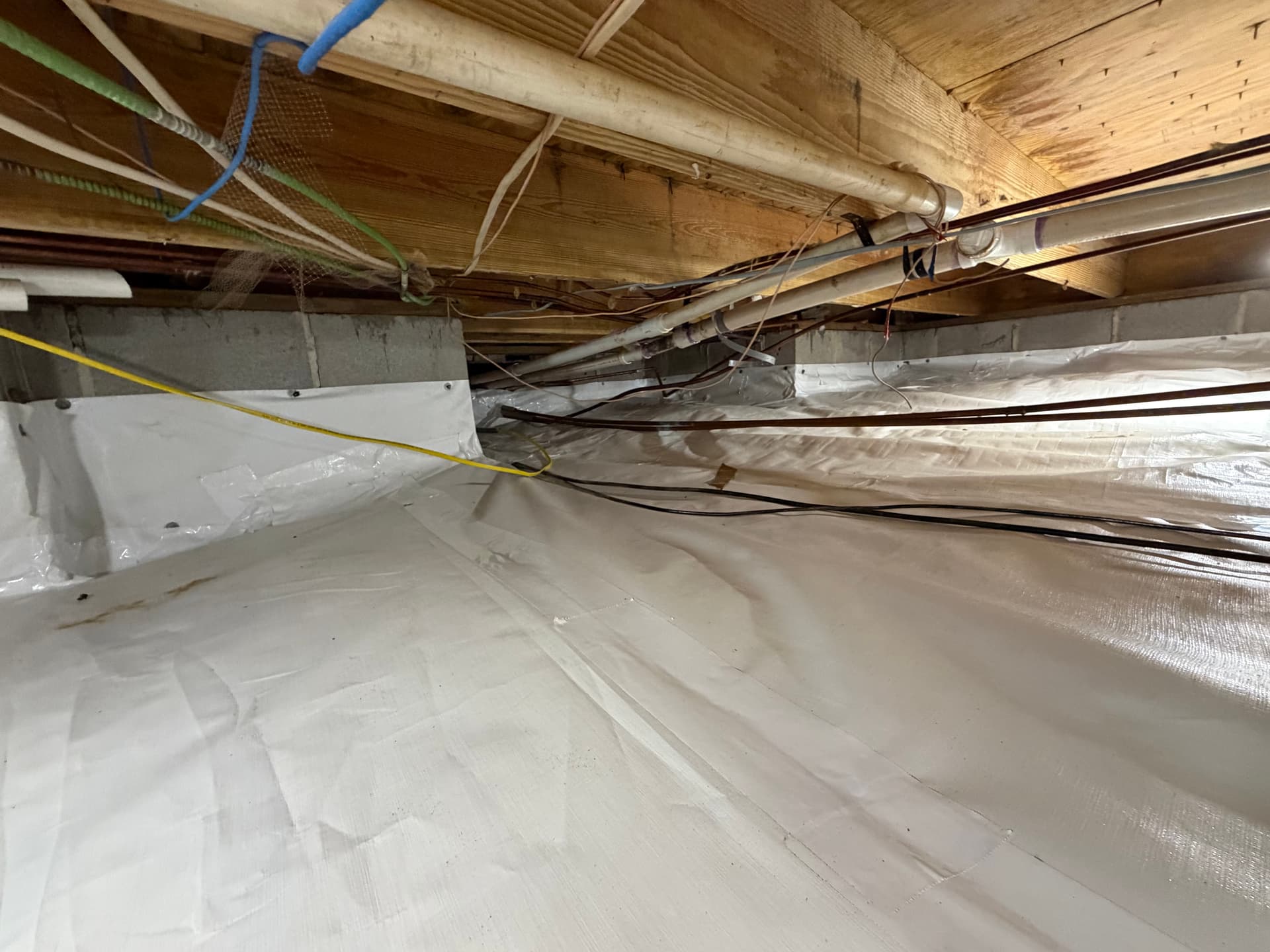 Gallery photos for Crawlspace Encapsulation at a Valparaiso FL Dentist Office: Image #2