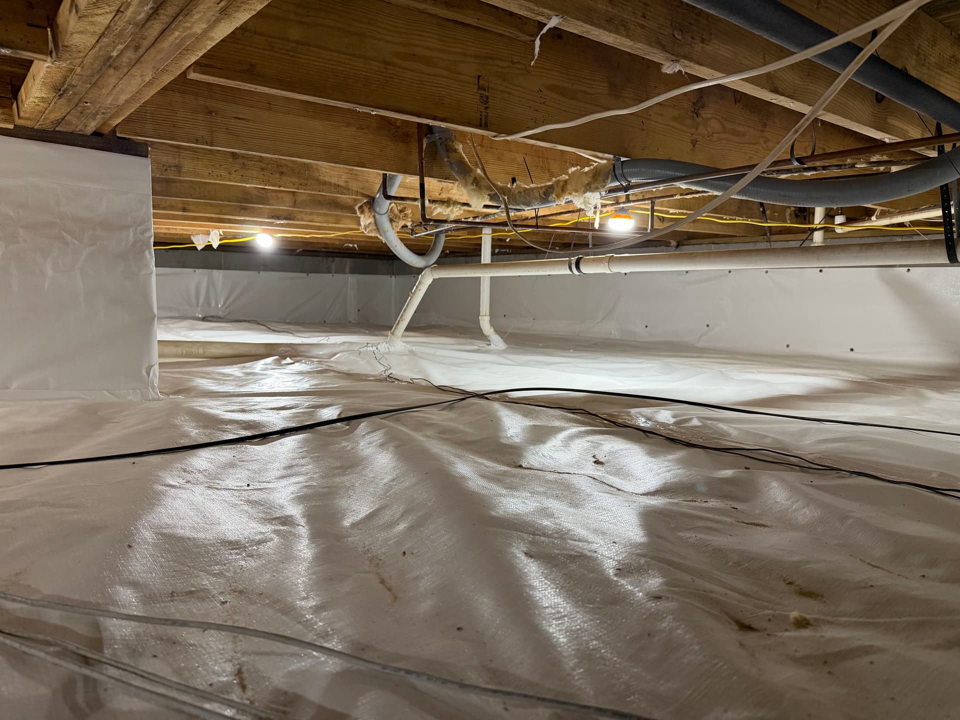 Gallery photos for Crawlspace Encapsulation at a Valparaiso FL Dentist Office: Image #5