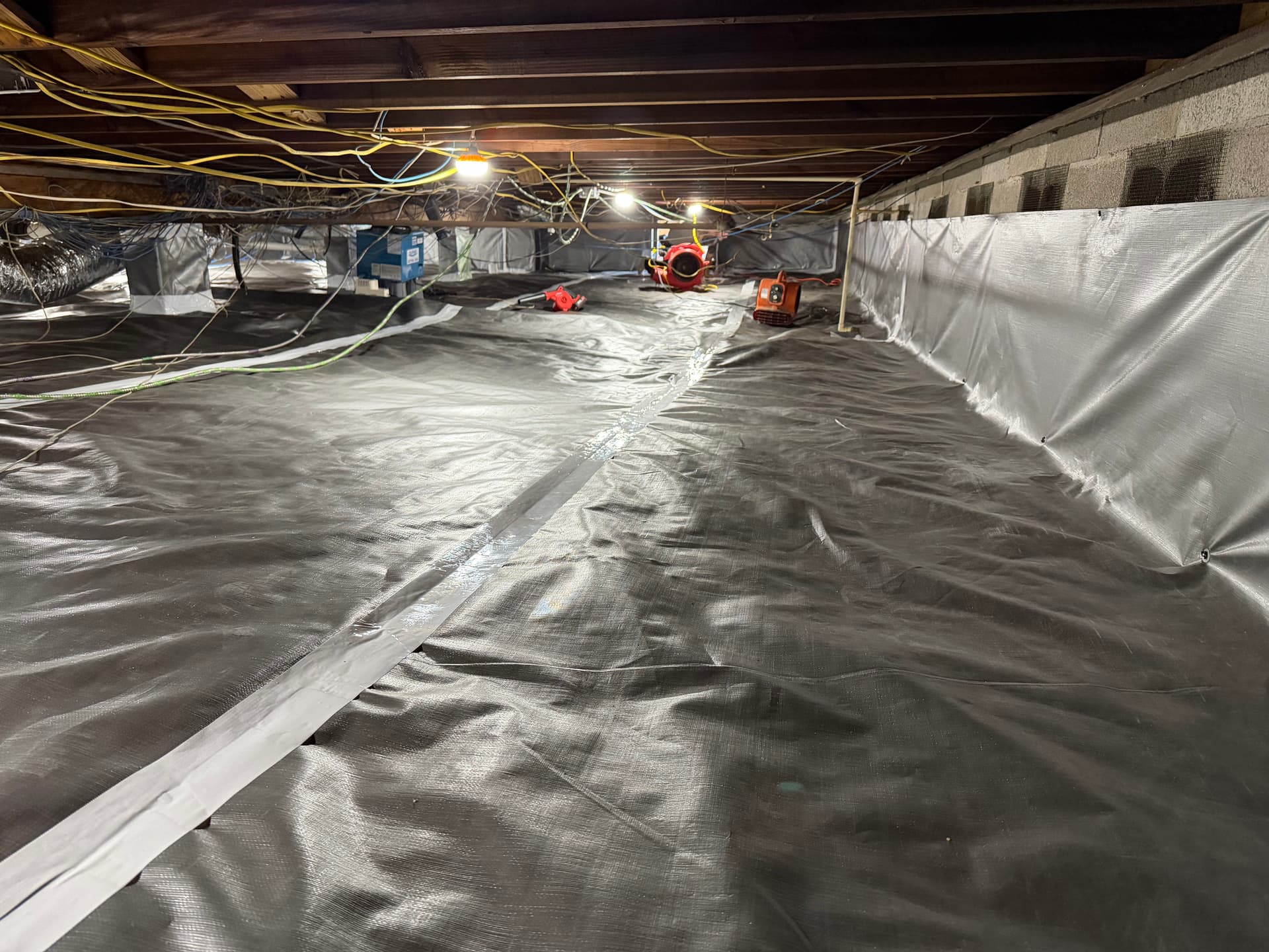 Gallery photos for Crawl Space Encapsulation Under a Wired-Up Commercial Office: Image #7