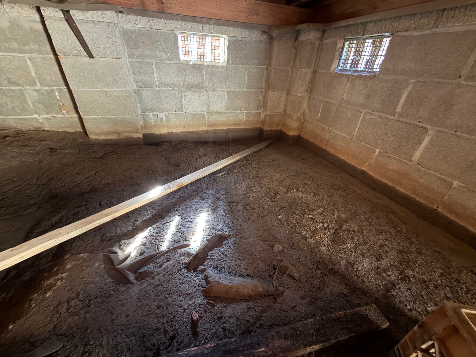 Gallery photos for Mobile AL Crawl Space Assessment Reveals Serious Hidden Damage: Image #3