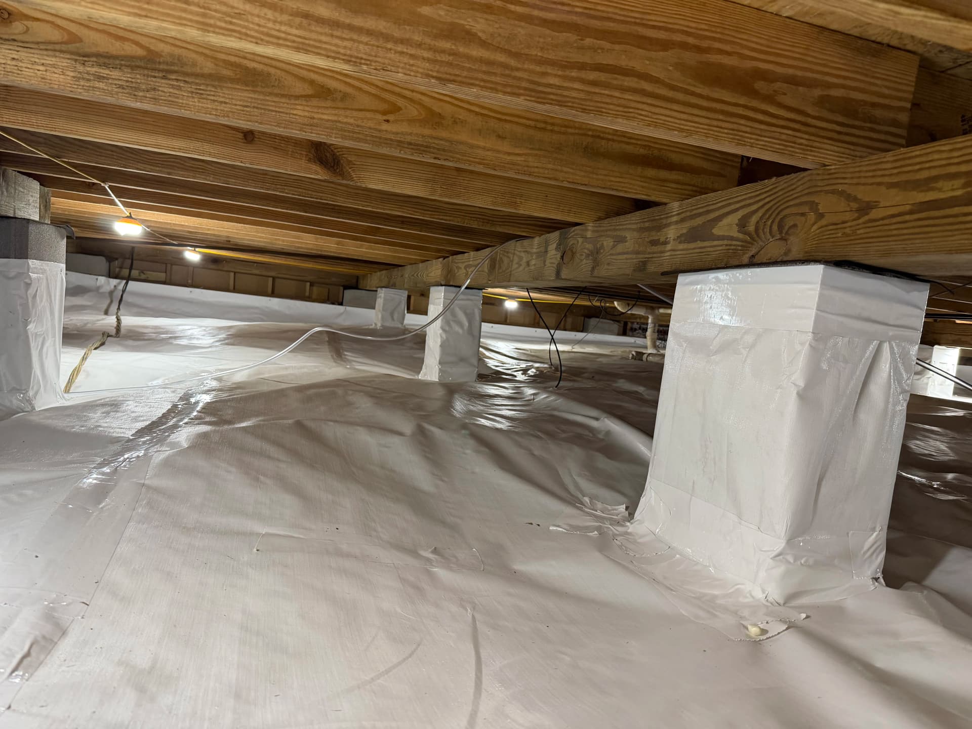Gallery photos for Crawl Space Encapsulation Completed in Pensacola, Florida: Image #4