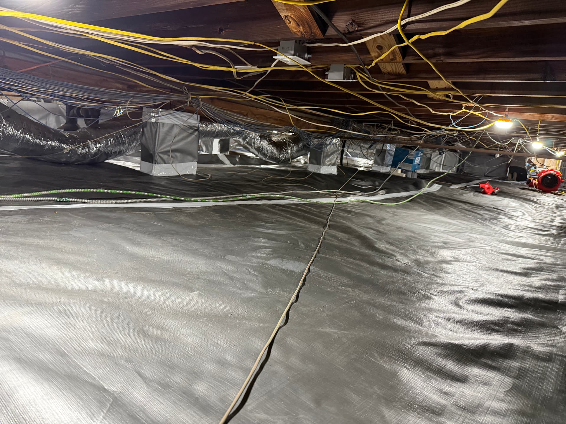 Gallery photos for Crawl Space Encapsulation Under a Wired-Up Commercial Office: Image #5