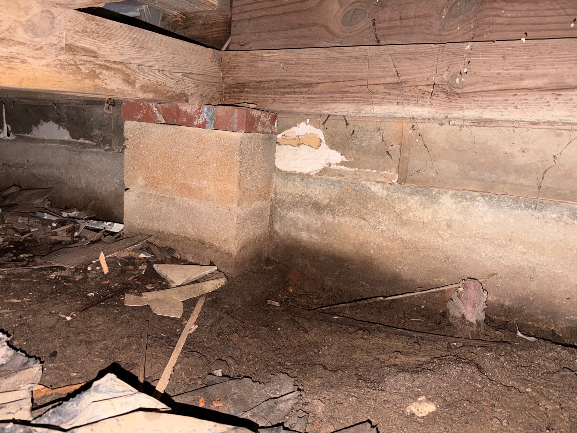 Gallery photos for Crawl Space Inspection Uncovers Major Issues in Irvington Alabama: Image #3