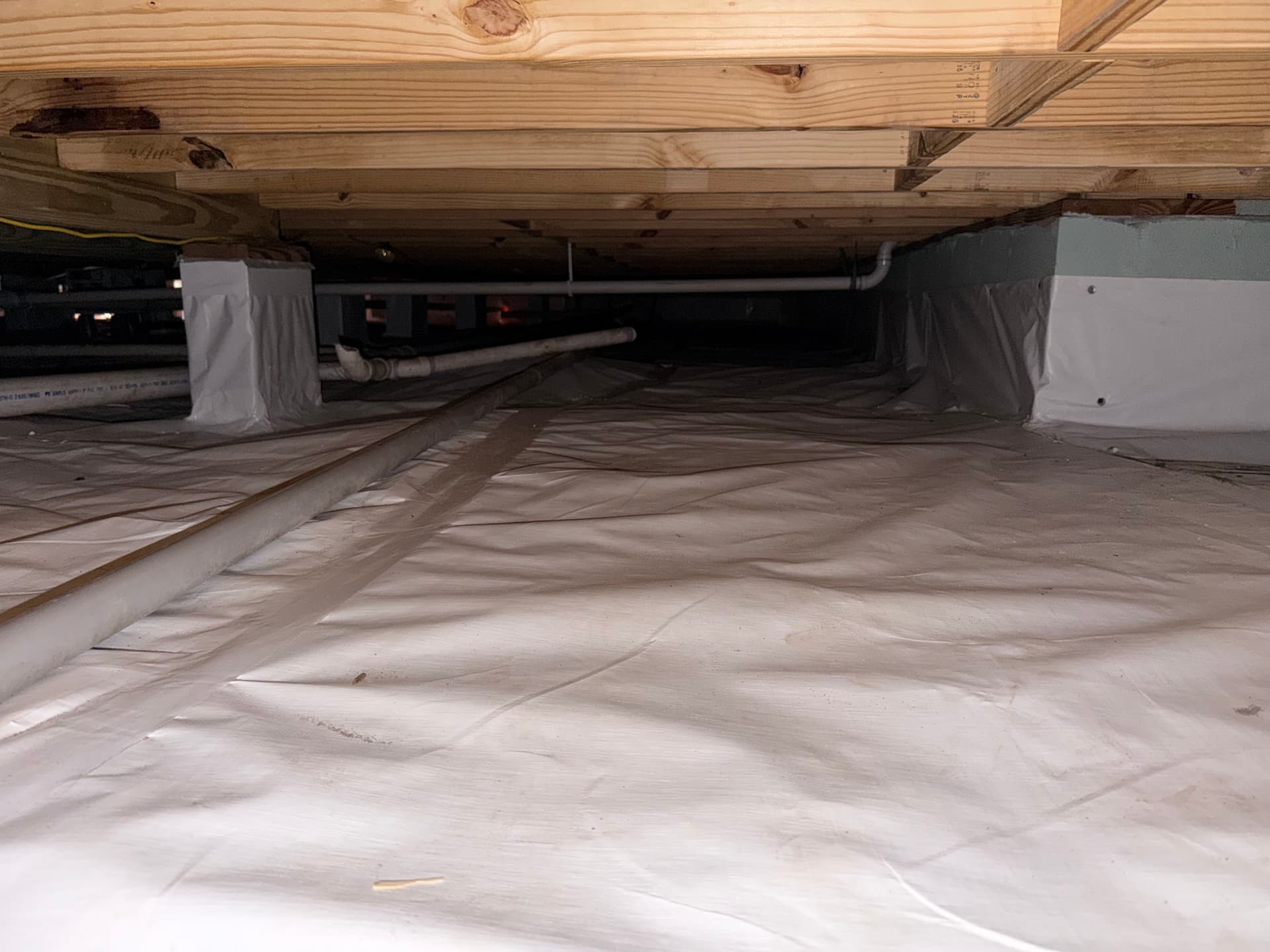 Crawl Space Encapsulation in Gulf Breeze Protects New Floors image