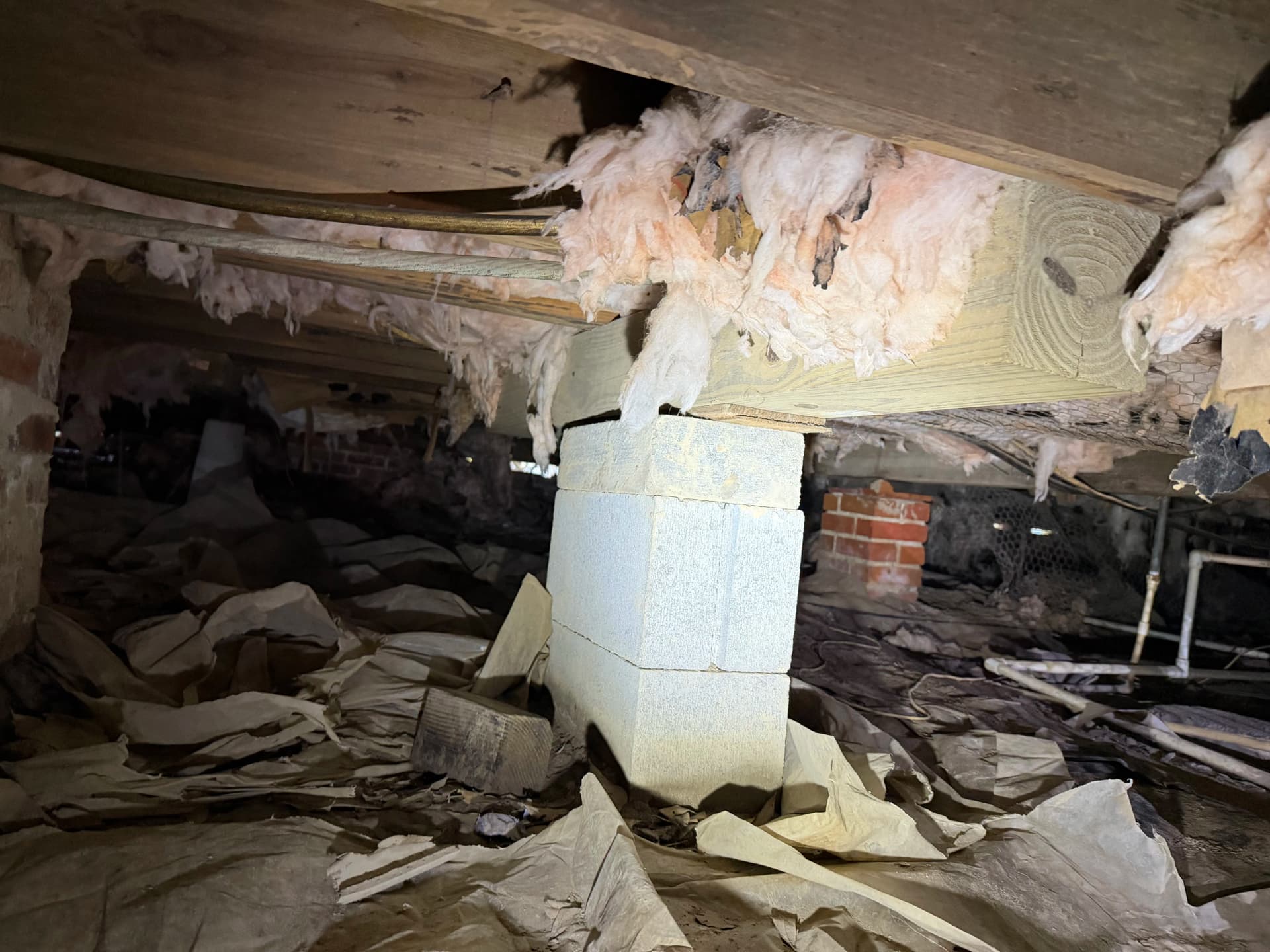 Gallery photos for Crawl Space Encapsulation Done Right in Moss Point: Image #1