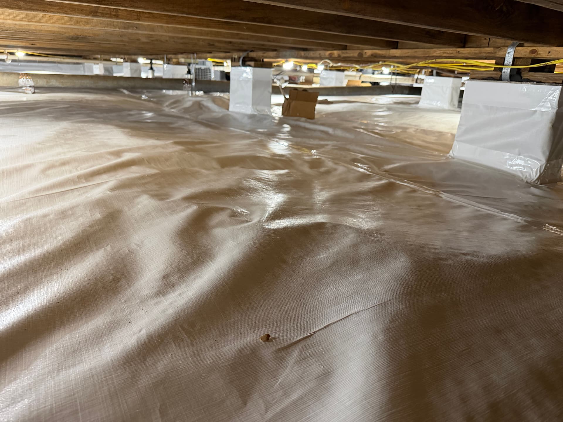 Gallery photos for 3,000 Sq. Ft. Crawl Space Encapsulation Completed in Gulfport: Image #1