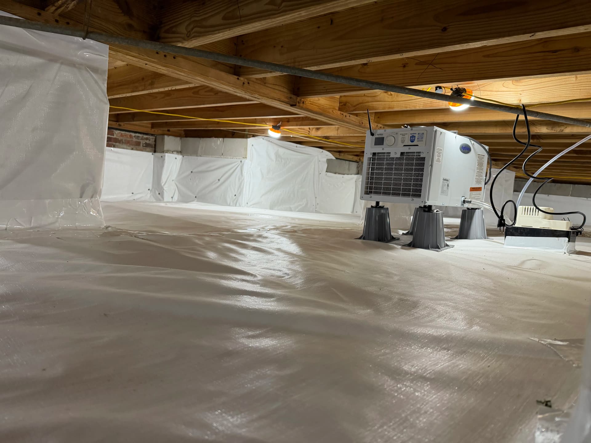 Gallery photos for Crawl Space Encapsulation Done Right in Pensacola: Image #8