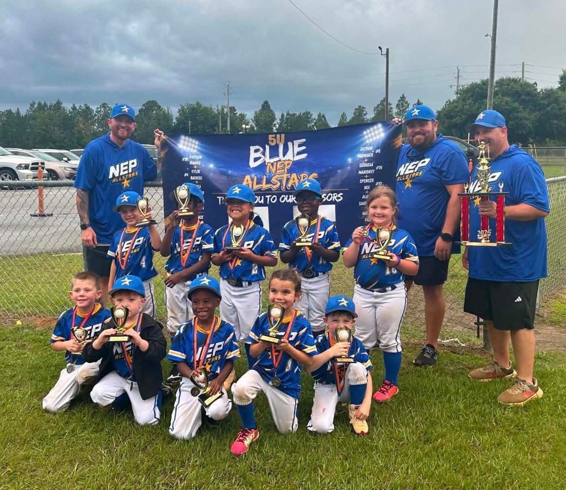 Gallery photos for Crawl Logic Gulf Coast Cheers on the 5U Blue NEP Allstars: Image #1