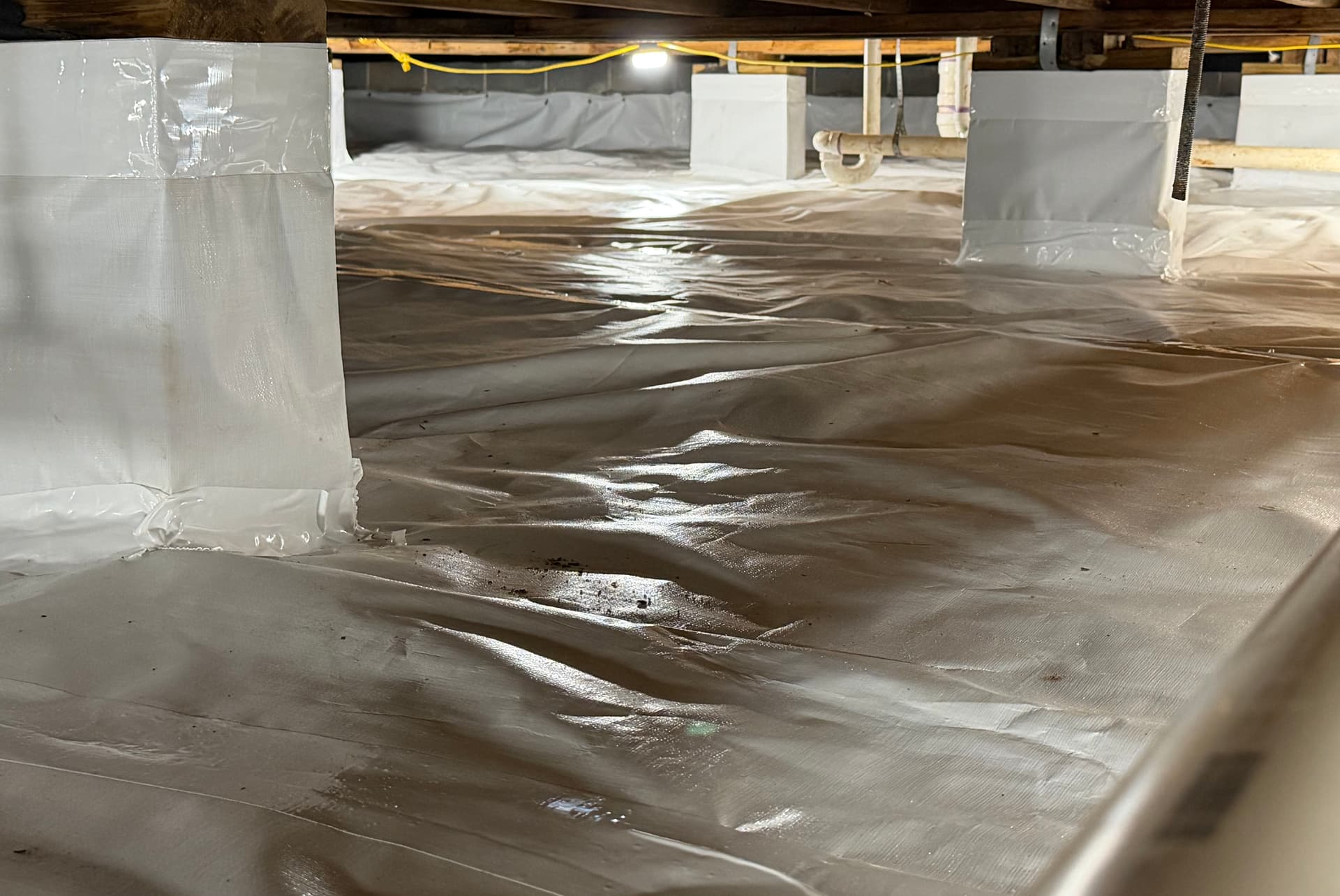 Gallery photos for 3,000 Sq. Ft. Crawl Space Encapsulation Completed in Gulfport: Image #4
