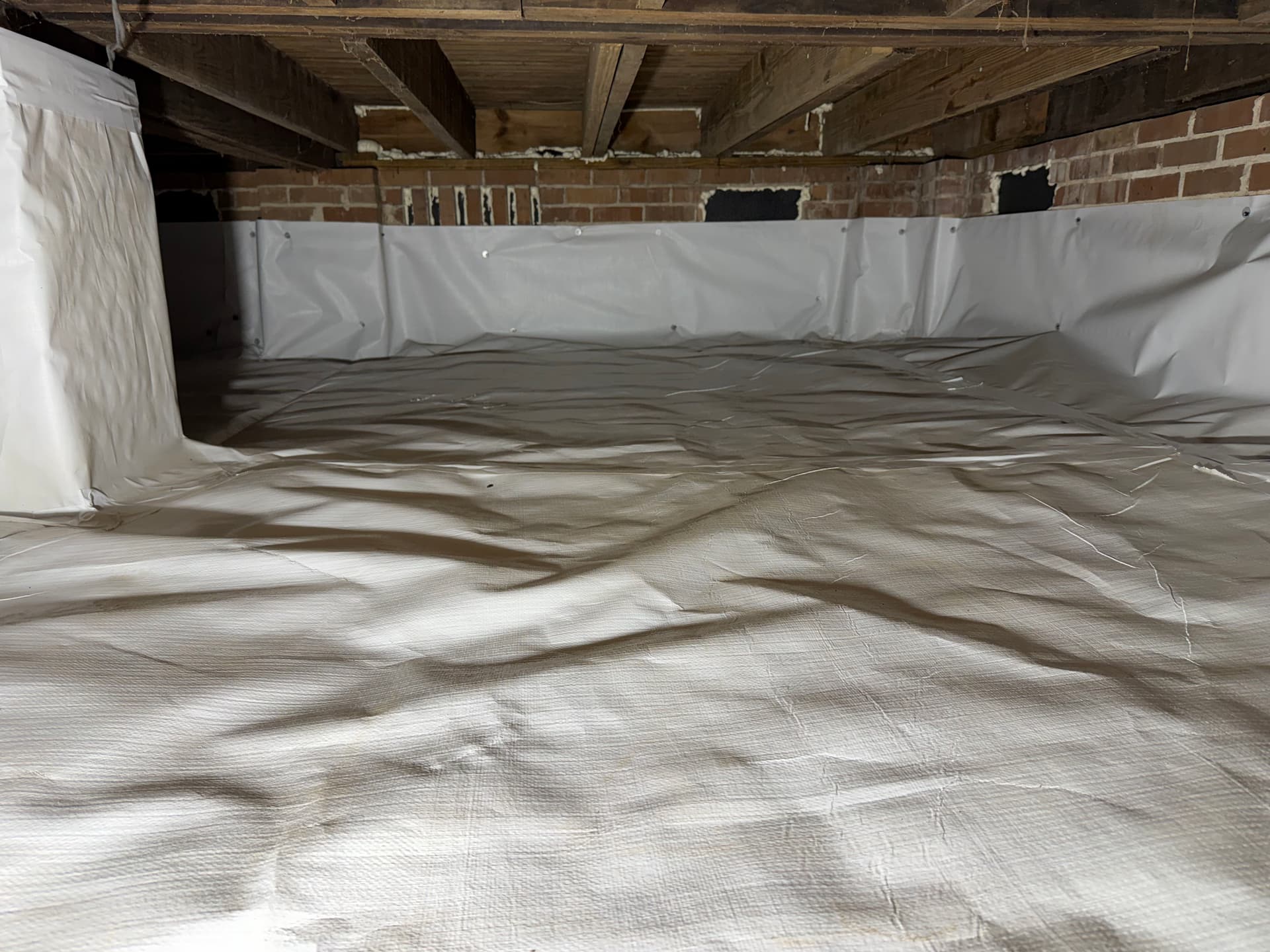 Gallery photos for Full Crawl Space Encapsulation Completed in Moss Point Mississippi: Image #3