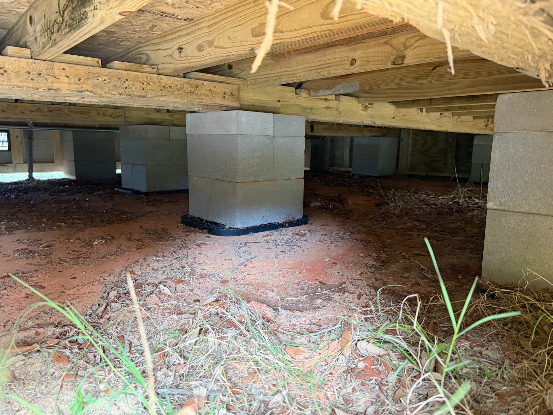Gallery photos for Tiny Home Crawl Space Vapor Barrier Install in Pensacola: Image #4