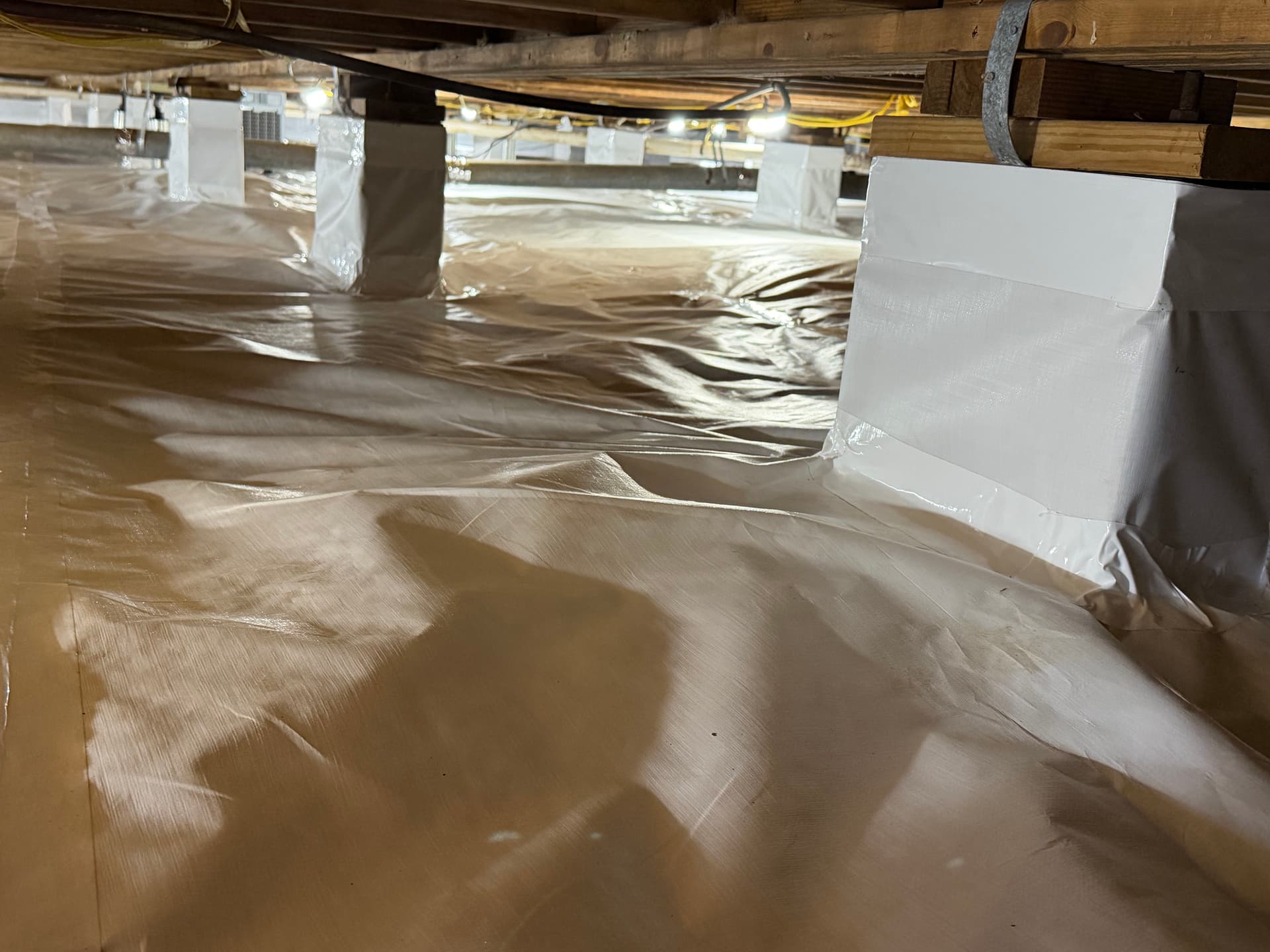 Gallery photos for 3,000 Sq. Ft. Crawl Space Encapsulation Completed in Gulfport: Image #6
