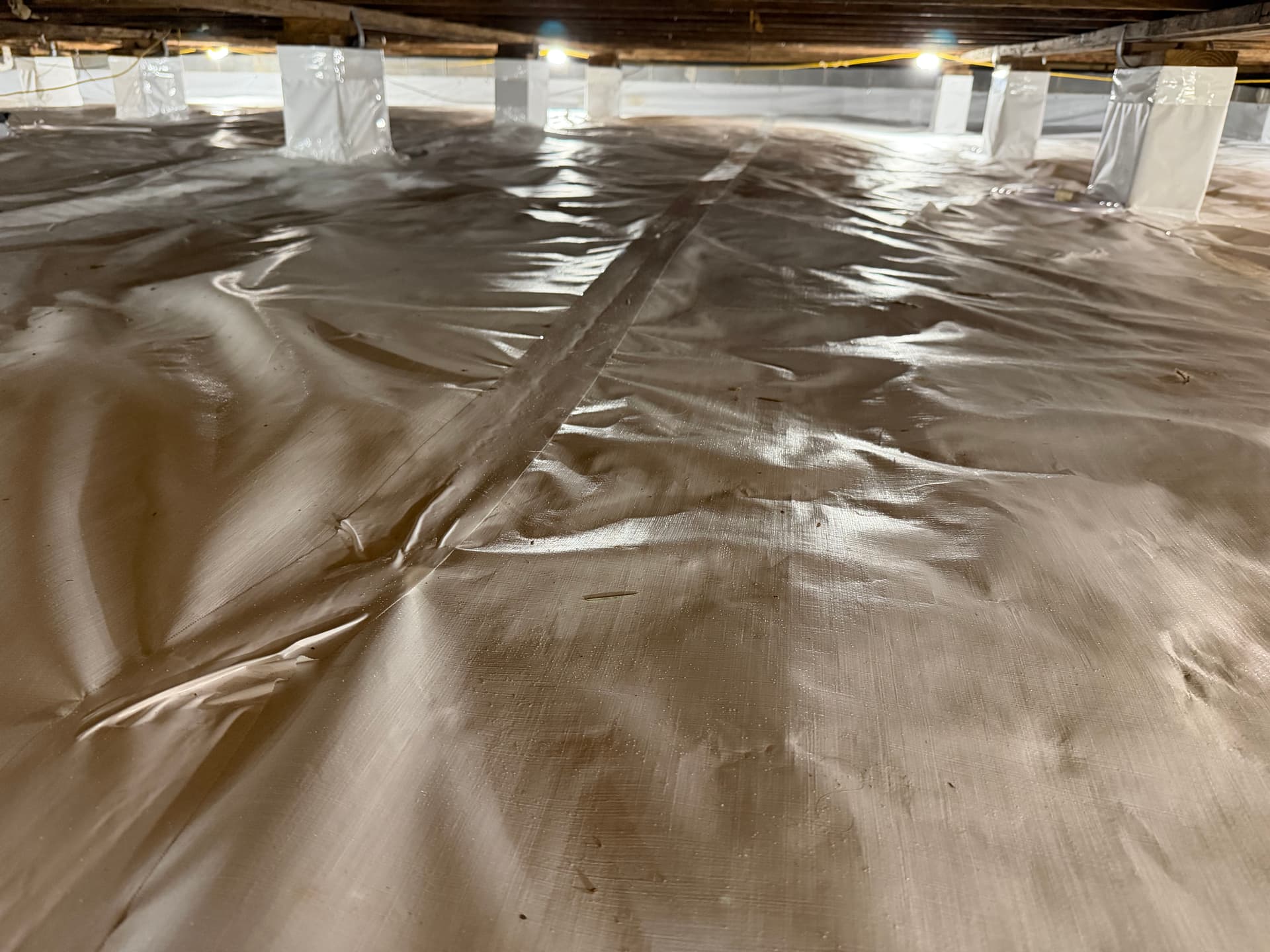Gallery photos for 3,000 Sq. Ft. Crawl Space Encapsulation Completed in Gulfport: Image #8