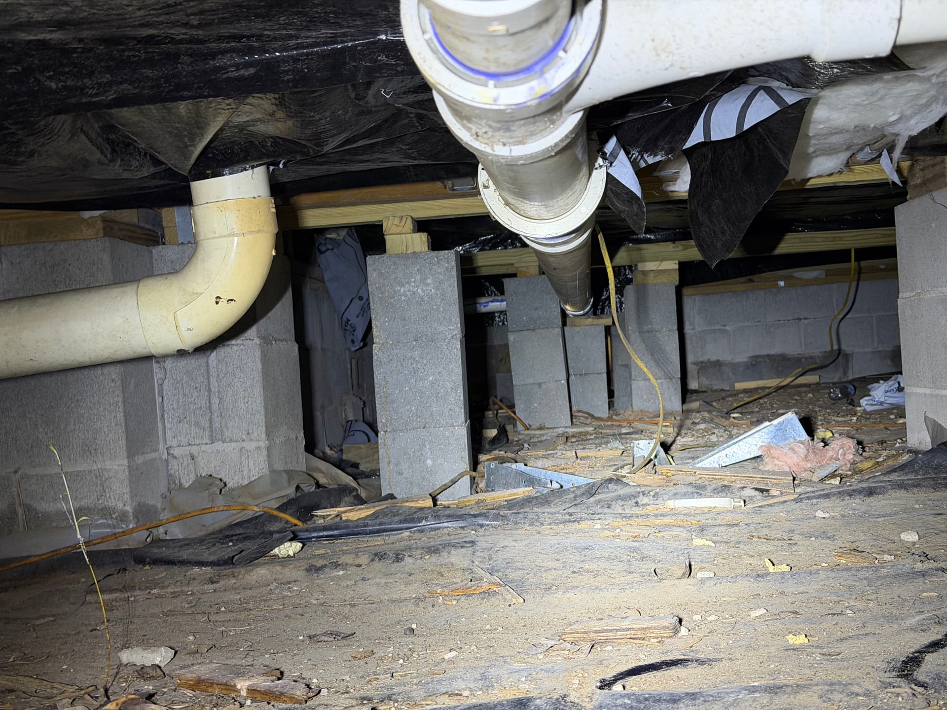 Gallery photos for 1,400 Miles of Crawlspace Assessments Across the Gulf Coast: Image #5